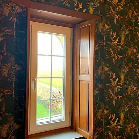 Malitourne Bed & Breakfast 3*